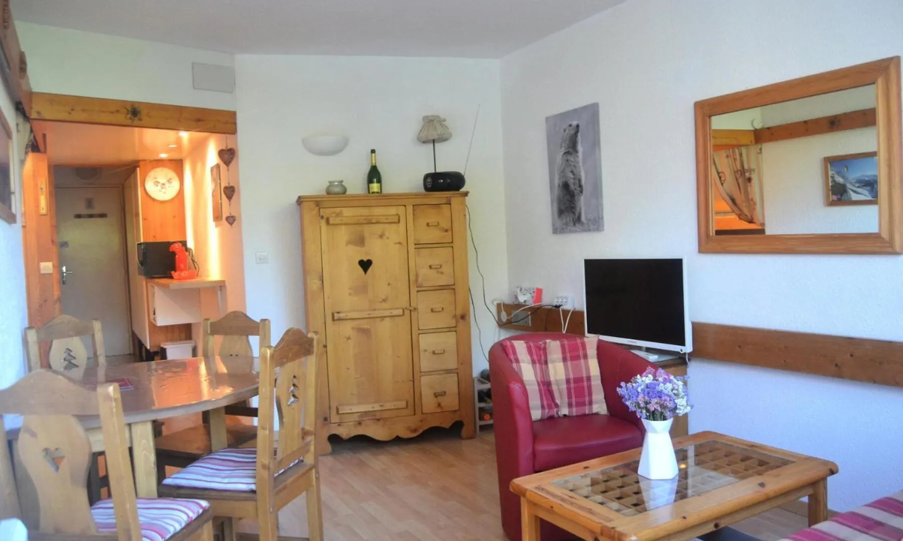 Residence Miravidi - Beau Studio Pour 4 Personnes, Decore Dans Une Ambiance Chalet, Proche Des Pistes Et Des Commerces, Au Coeur Du Village Du Charvet Mae-1946 location